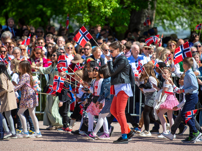 There are 130 schools attending the children's parade in Oslo this year. Photo: Annika Byrde / NTB